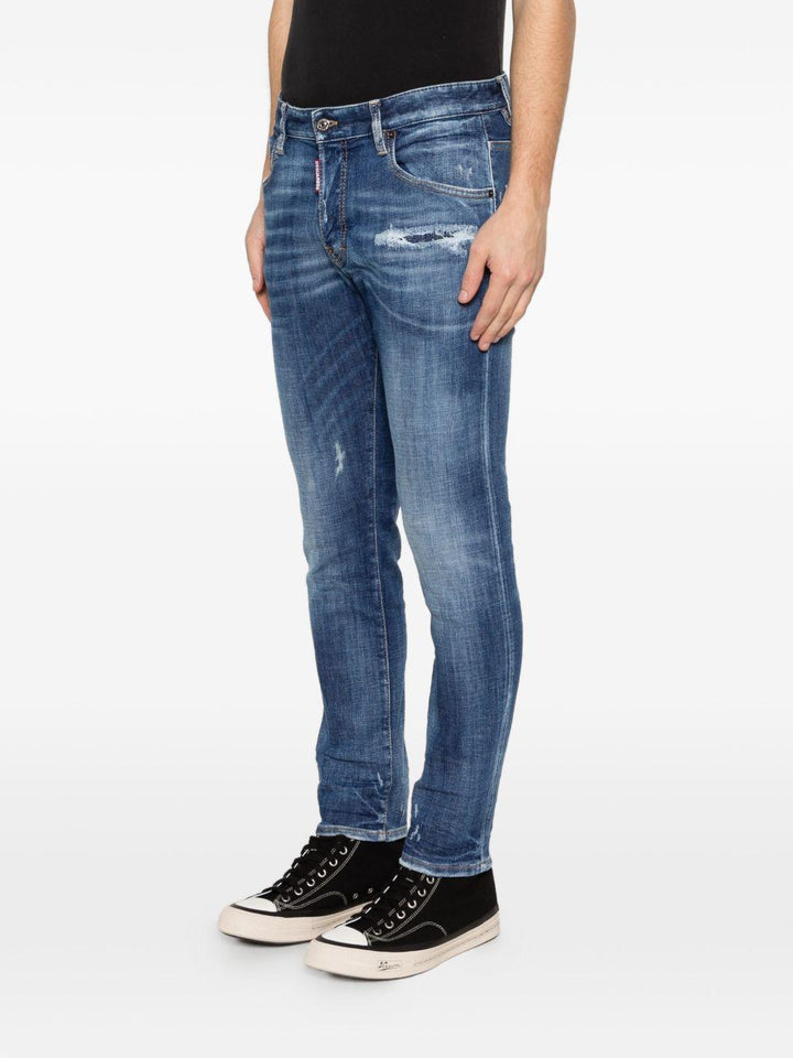 Jeans blu navy con cinque tasche 