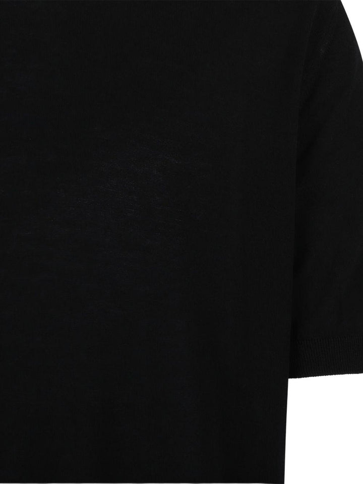 T-shirt nera girocollo 