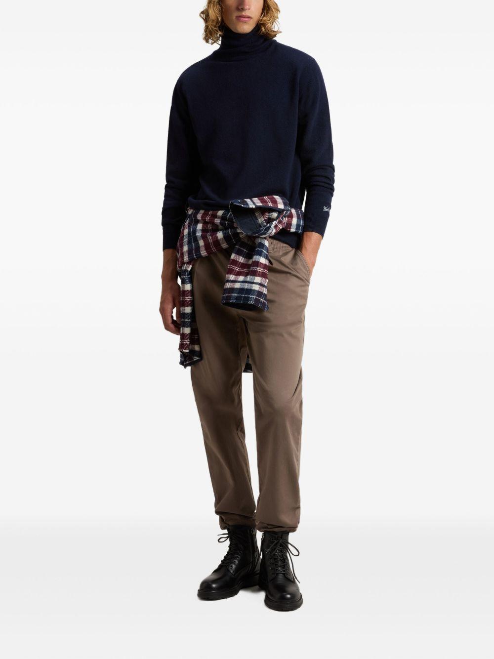 Maglione a collo alto blu 