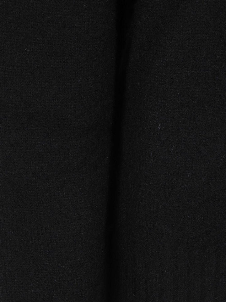 Maglione nero girocollo 