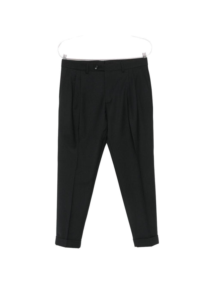 Pantaloni neri con risvolto 