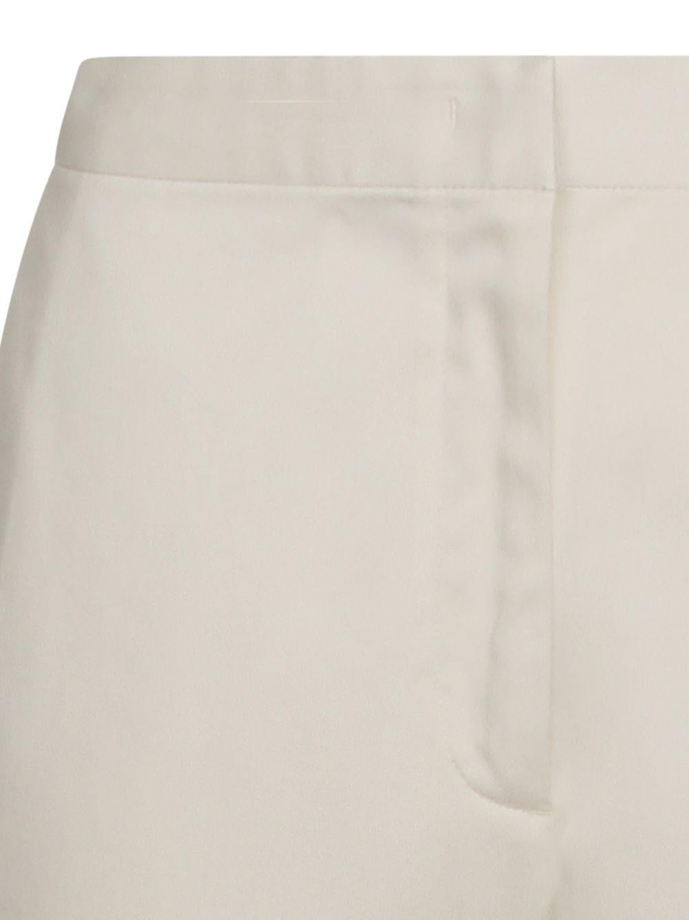 Pantaloni slim 