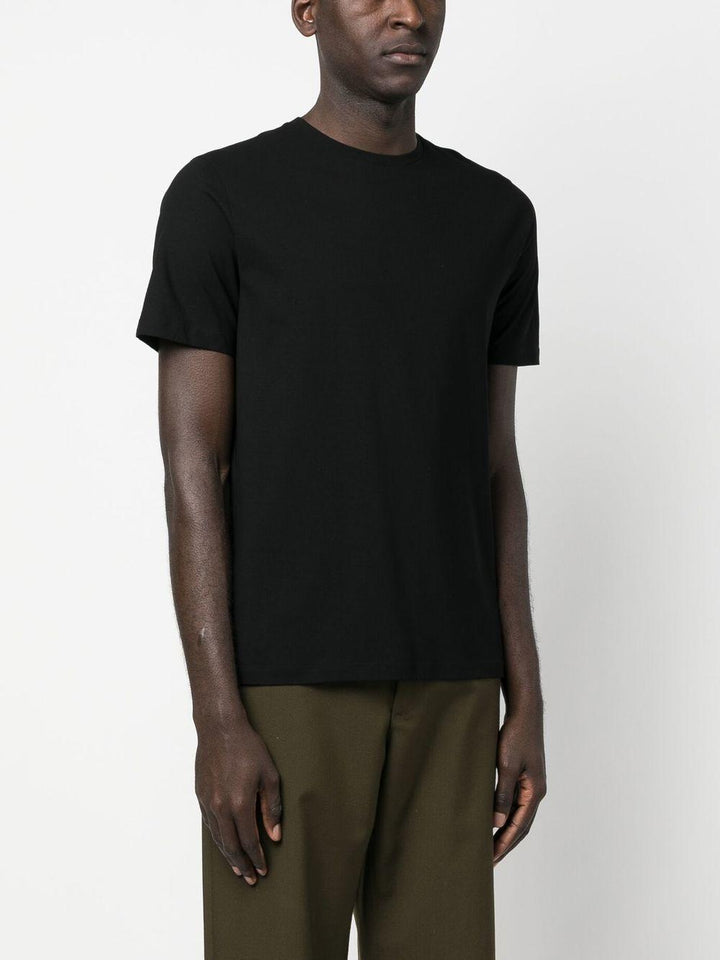 T-shirt nera 