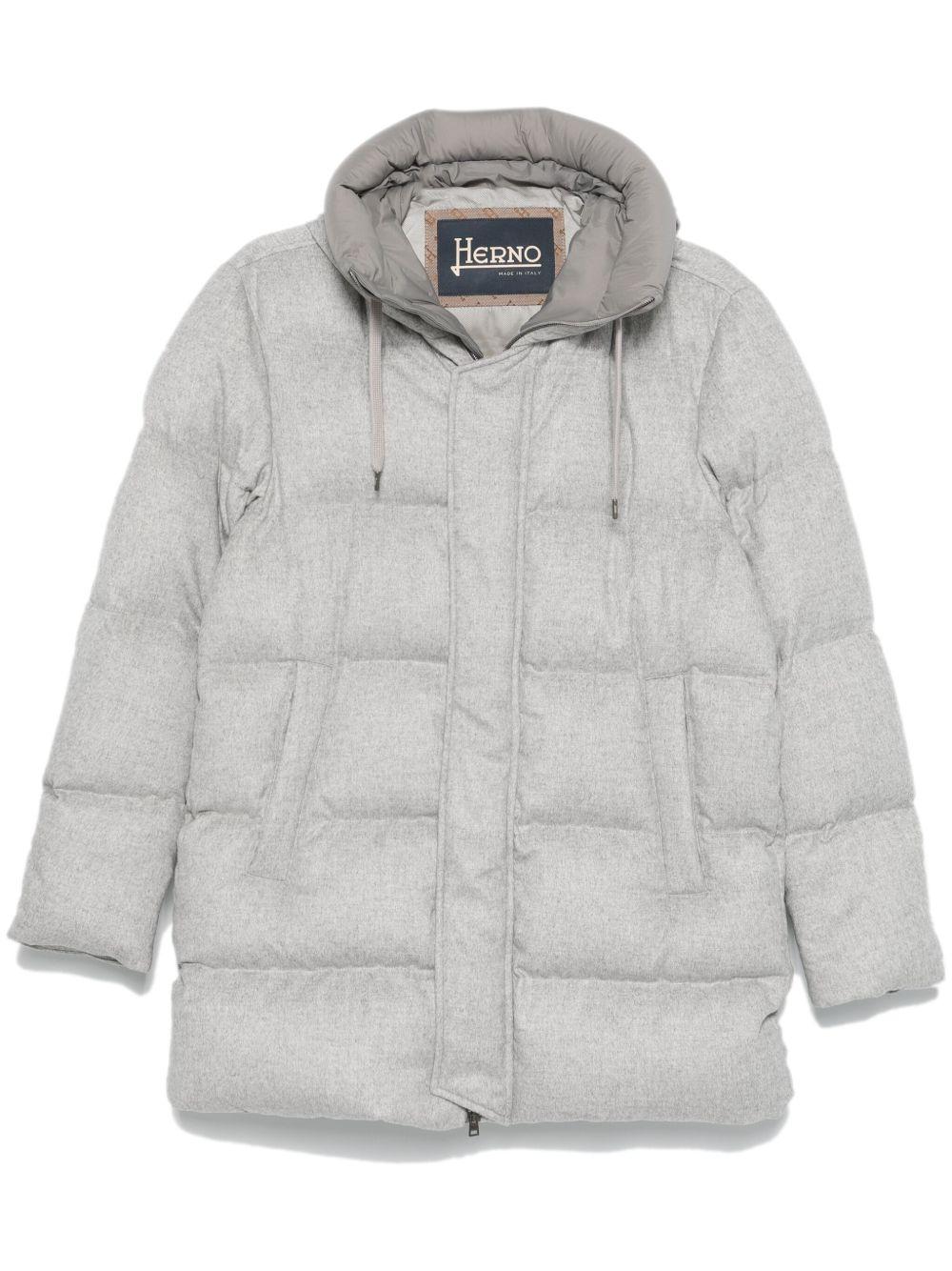 Piumino grigio in cashmere e seta 