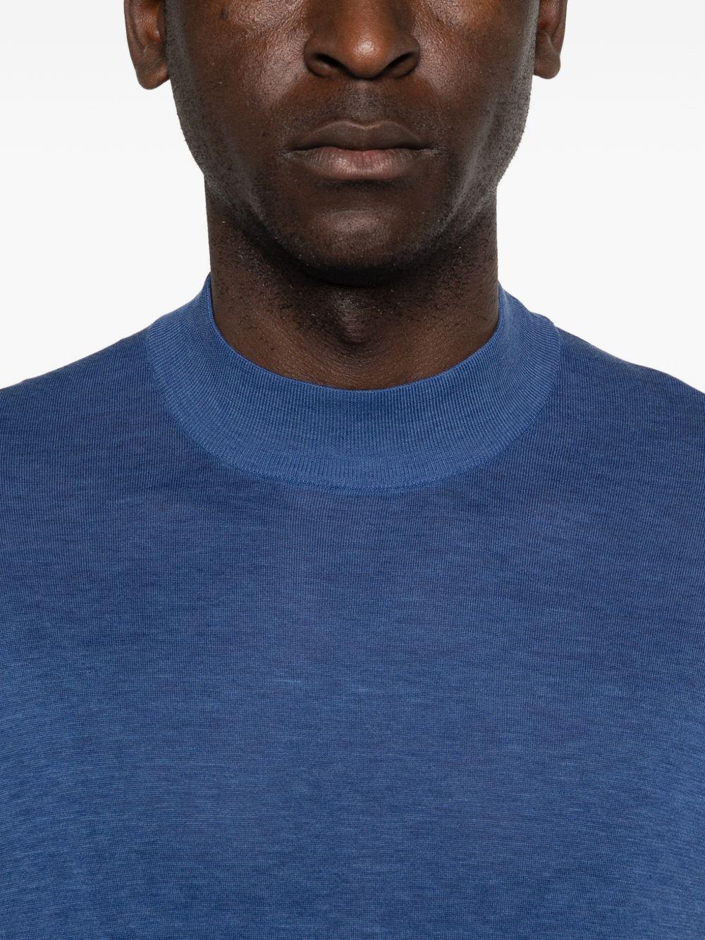 T-shirt lavorata a maglia blu royal 