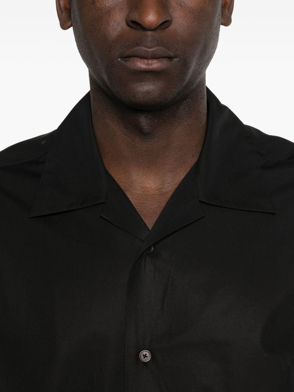 Camicia nera a maniche corte 