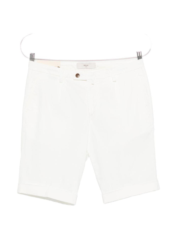 Shorts latte con risvolto 