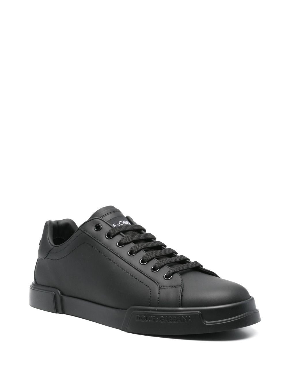 Sneakers nero in pelle 