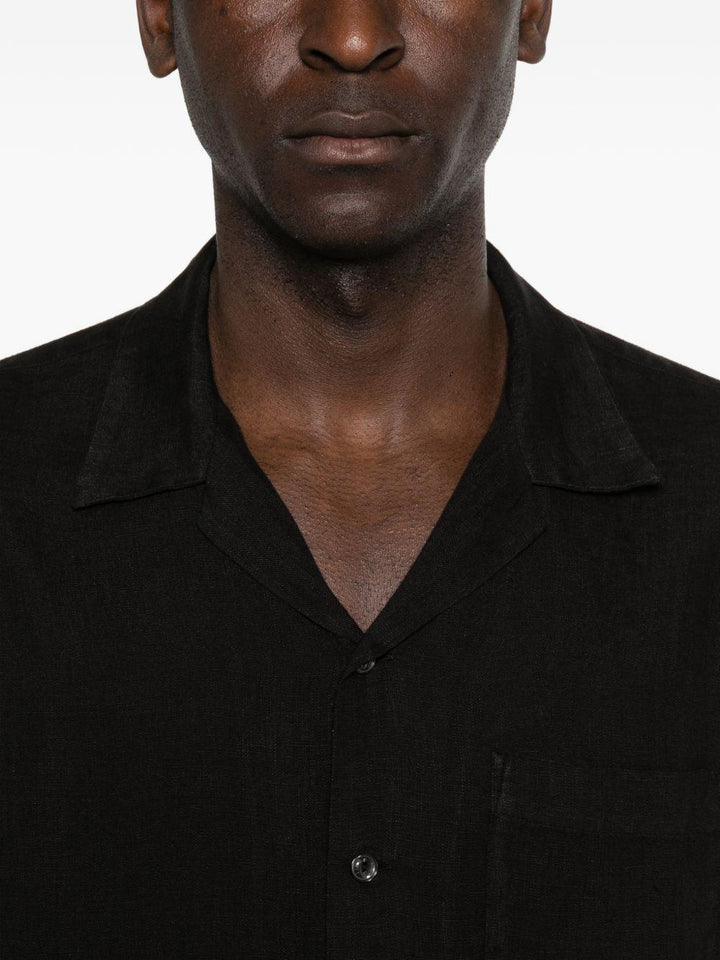 Camicia nera a maniche corte con taschino 