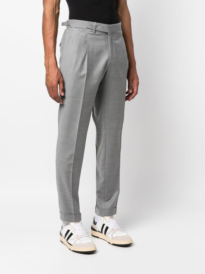 pantalone quartieri grigio con fibbia
