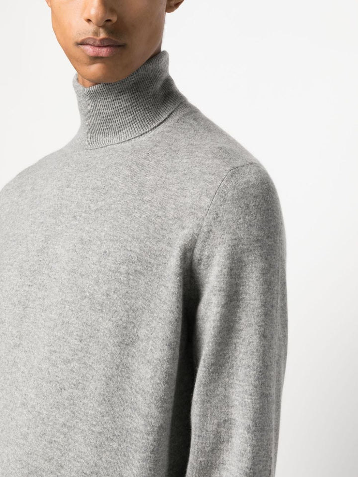 gray cycling sweater