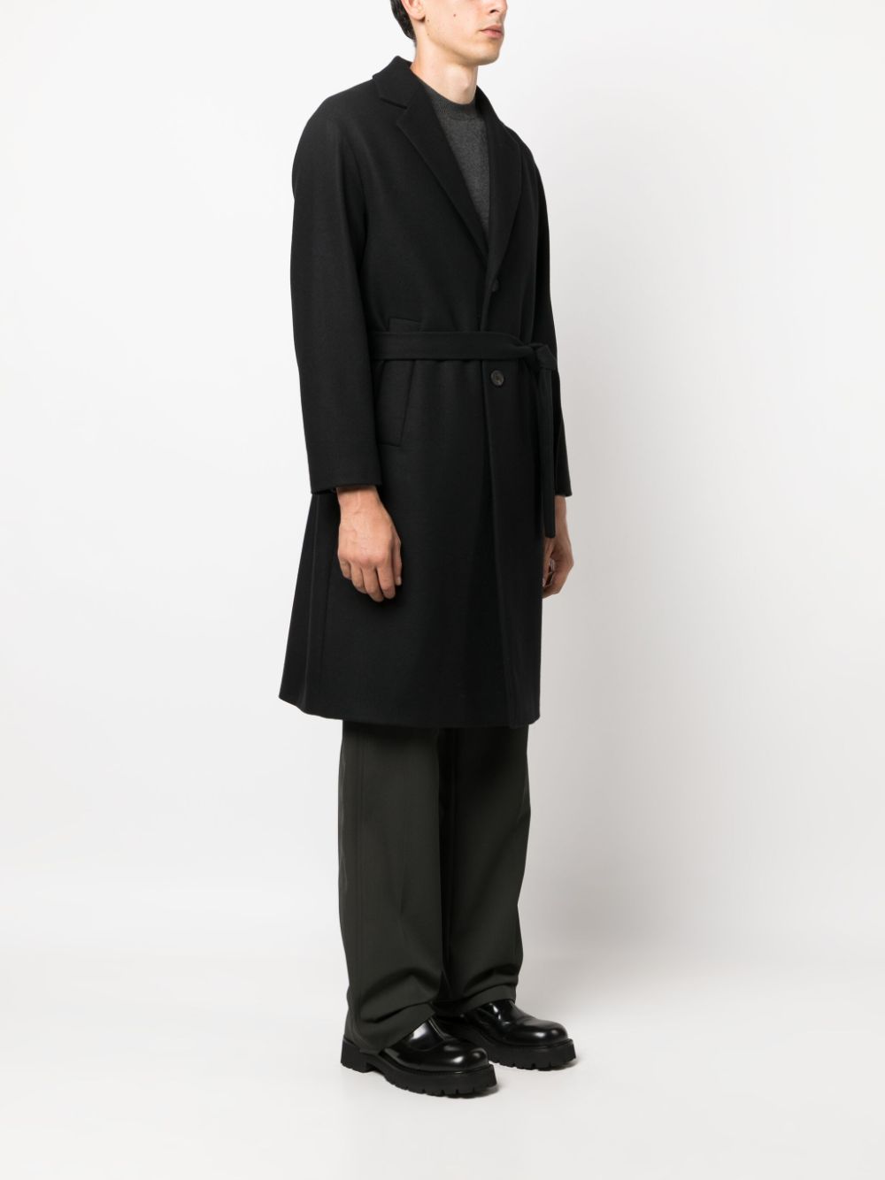 cappotto monopetto nero con cintura