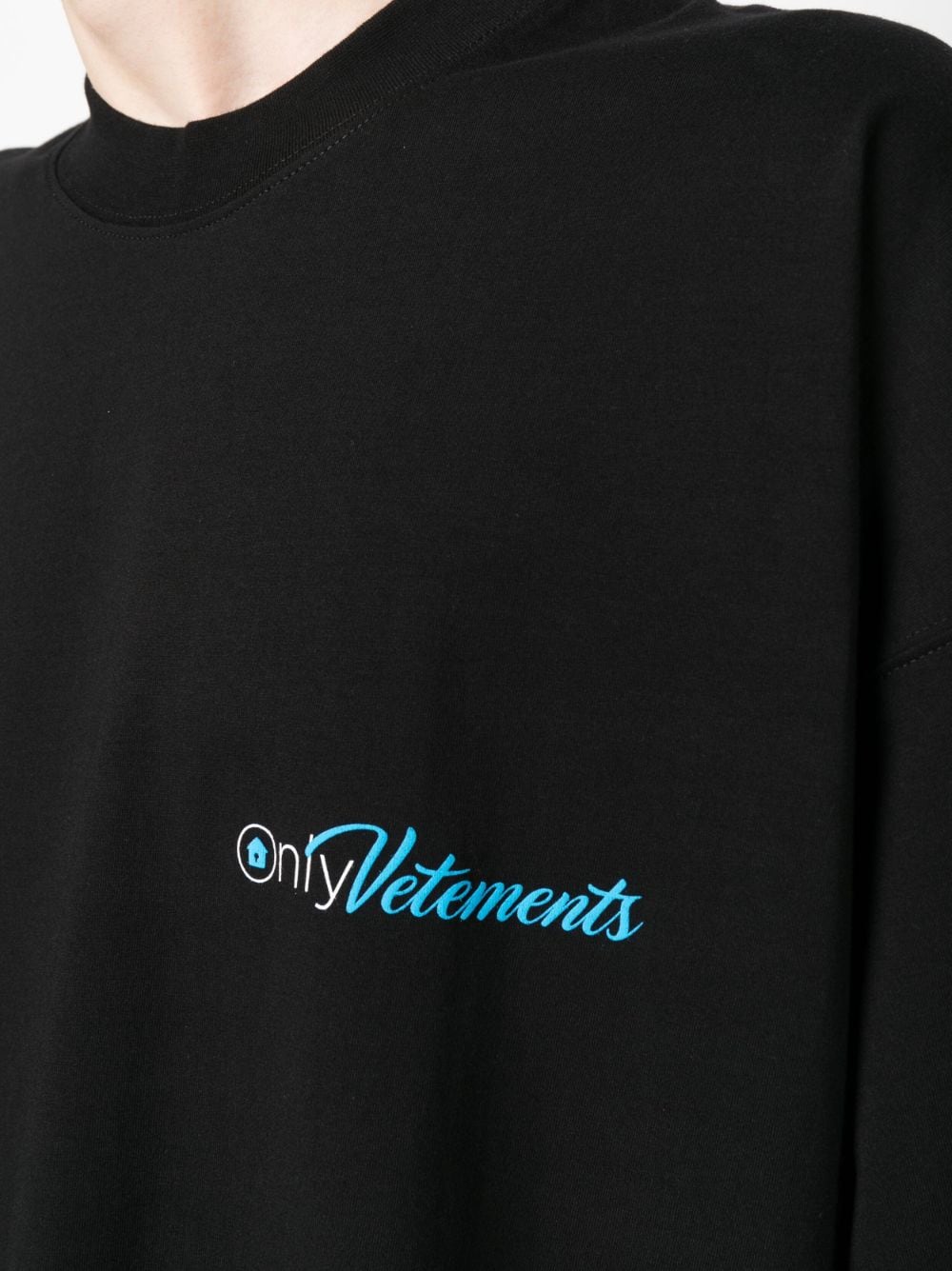 T-shirt noir oversize avec logo imprimé