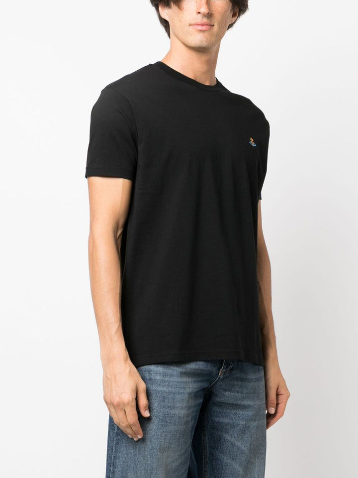 t-shirt nera con logo